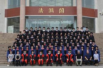 http:/__local/C/6D/94/A6FB7844D4F62C82AB9612DC3C0_69BFE853_A983.jpg